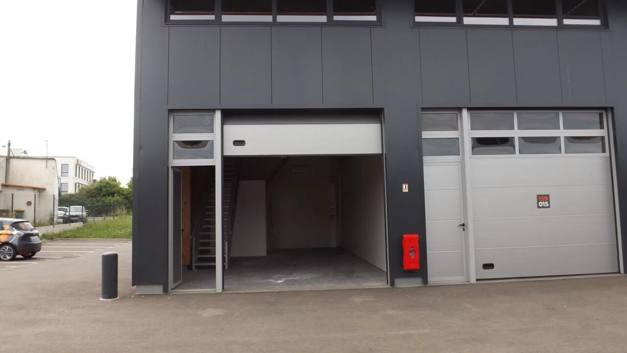 commerce 2 pièces 96 m2 à louer à Niort (79000)