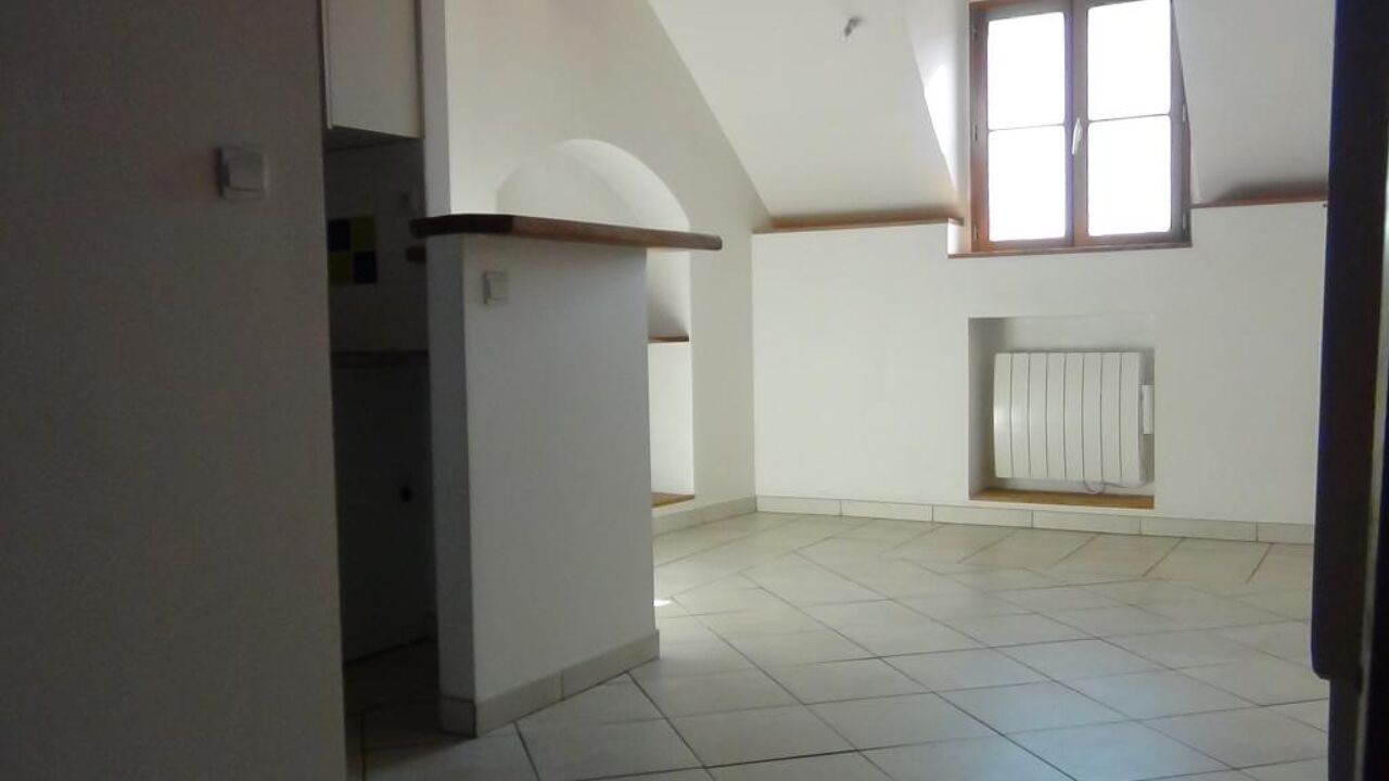 appartement 2 pièces 33 m2 à louer à Mantes-la-Jolie (78200)