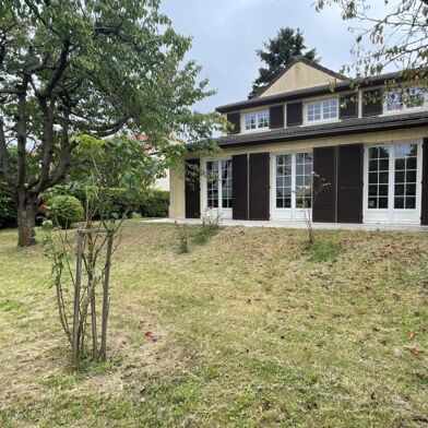 Maison 7 pièces 451500 €