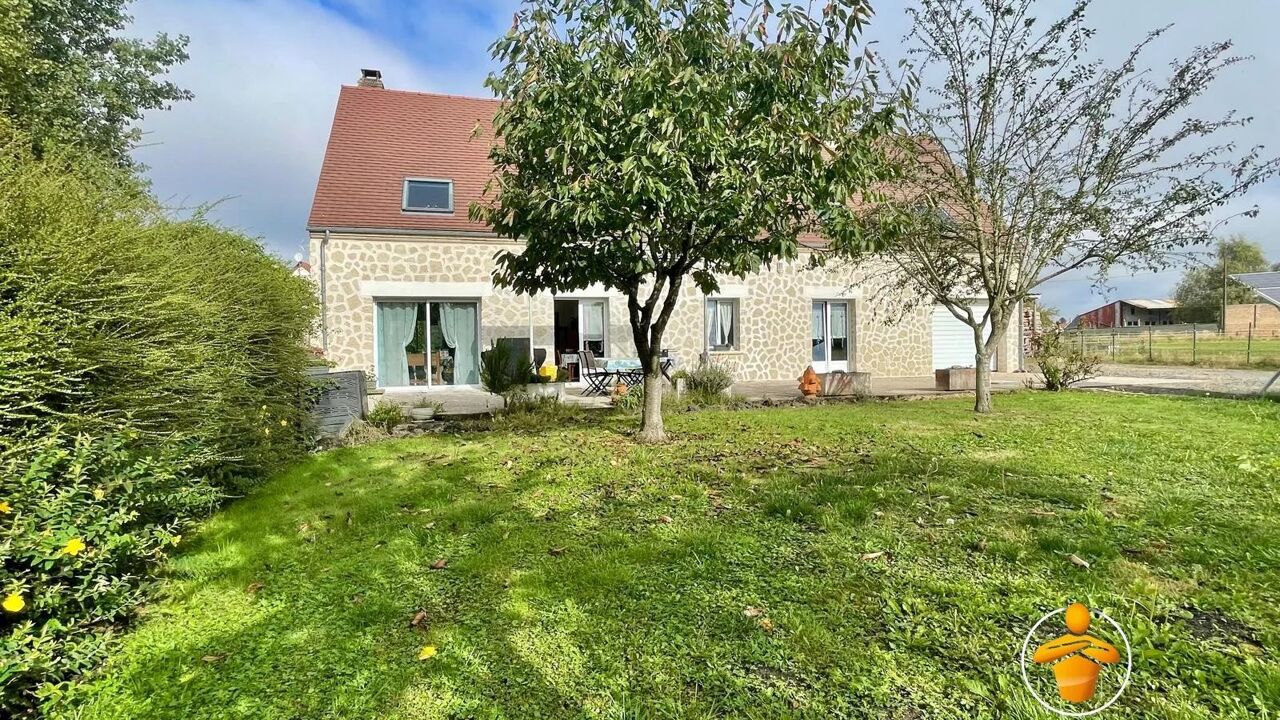 maison 11 pièces 250 m2 à vendre à Versigny (02800)