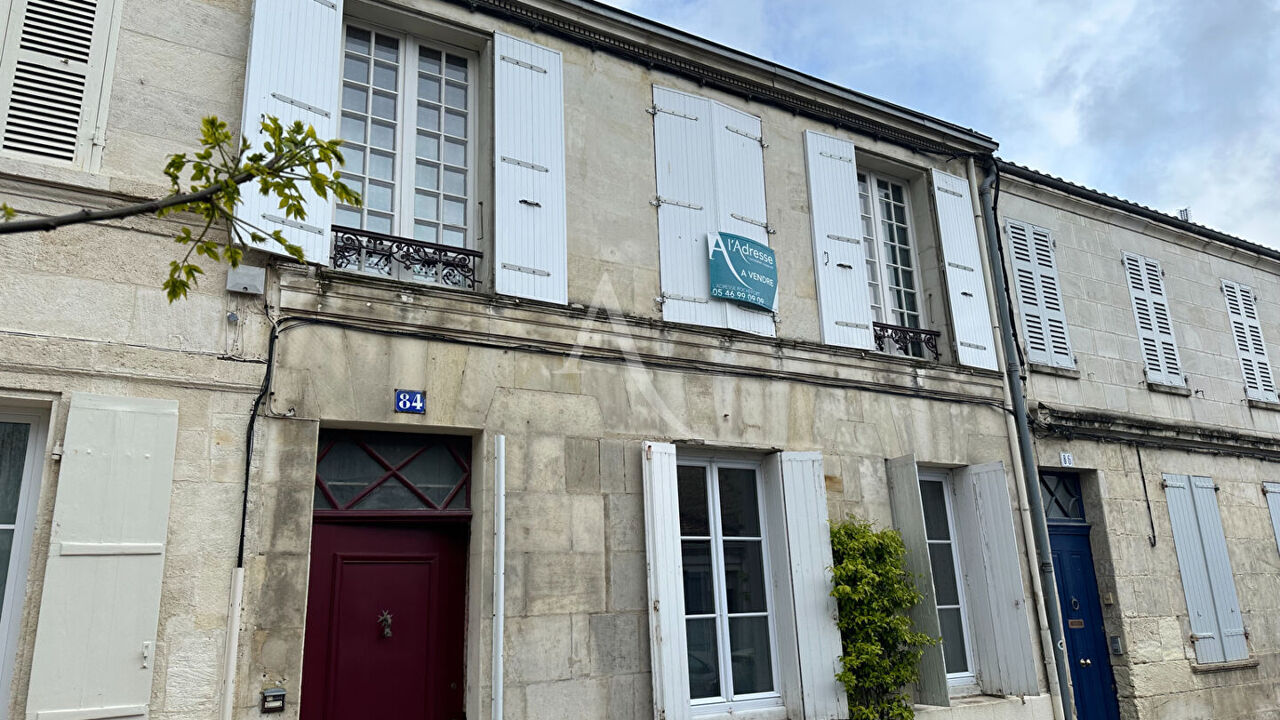 maison 5 pièces 153 m2 à vendre à Rochefort (17300)