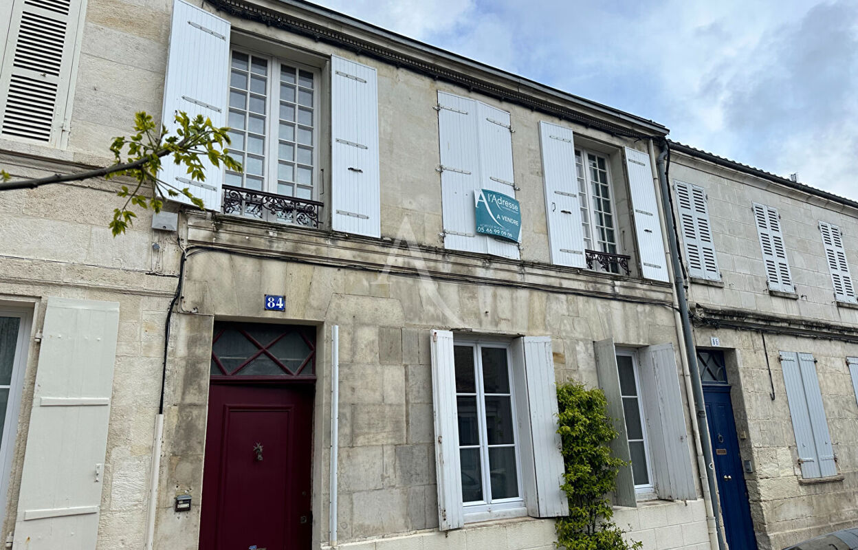 maison 5 pièces 153 m2 à vendre à Rochefort (17300)