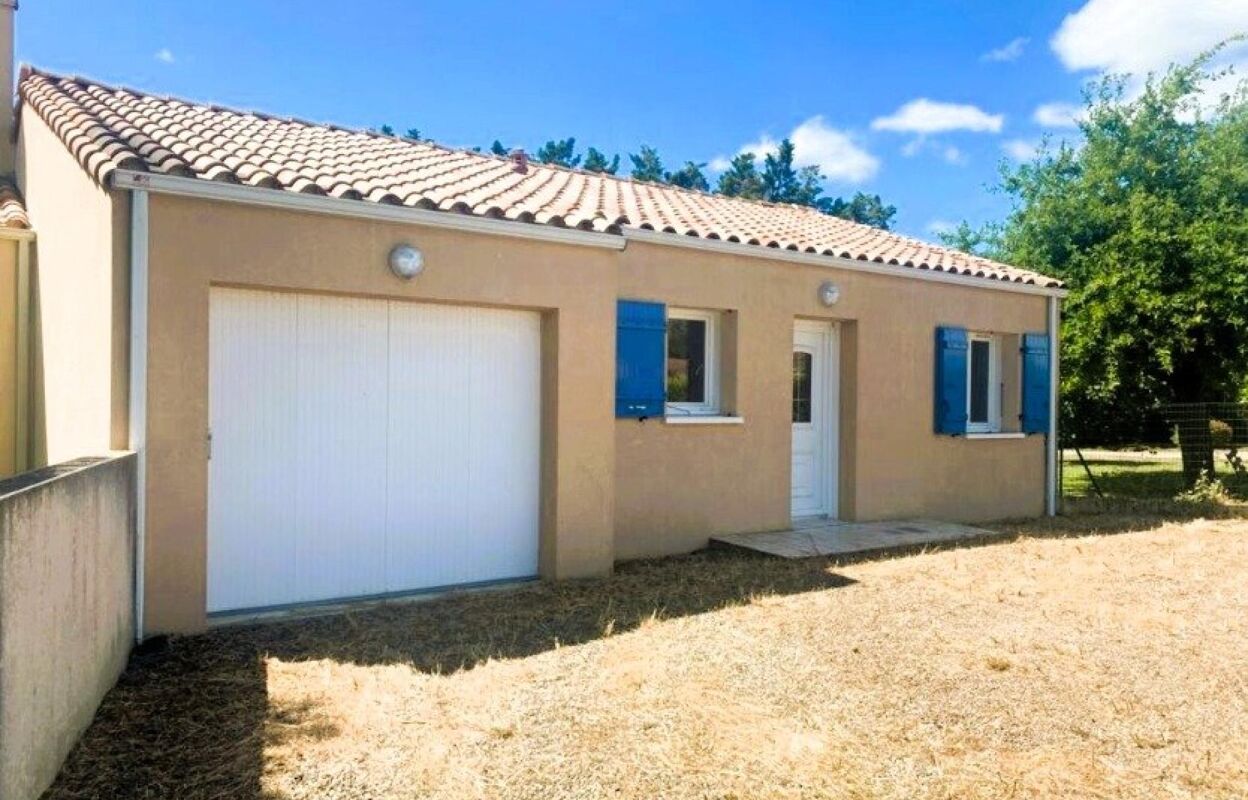 maison 4 pièces 69 m2 à vendre à Saint-Michel-en-l'Herm (85580)