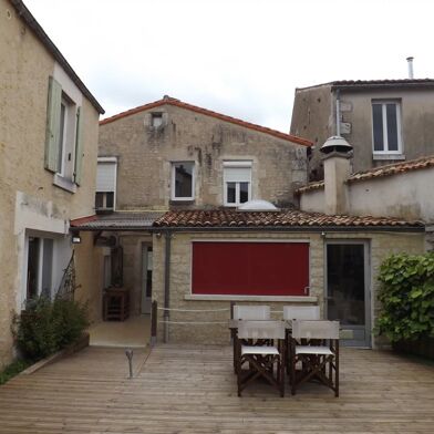 Maison 12 pièces 358 m²