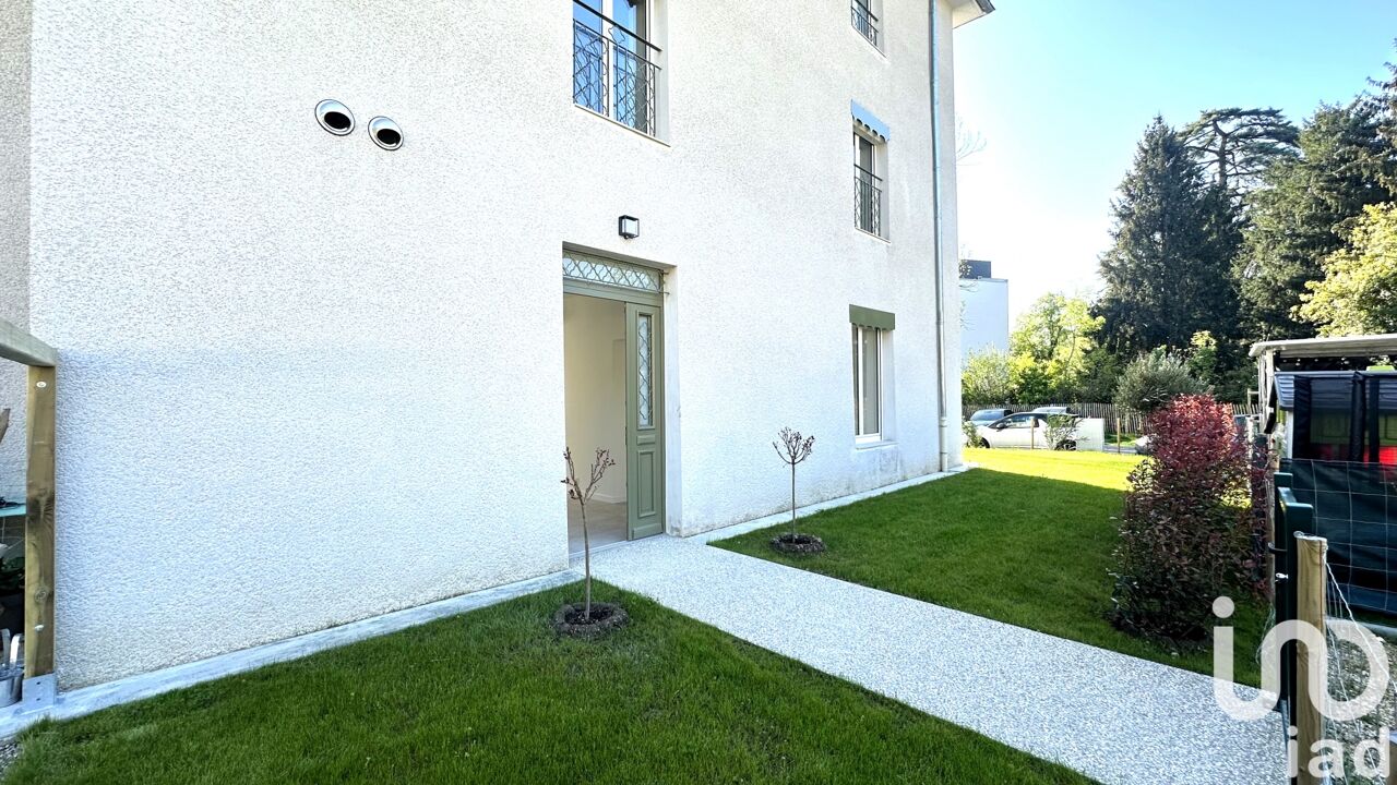 appartement 4 pièces 122 m2 à vendre à Moirans (38430)