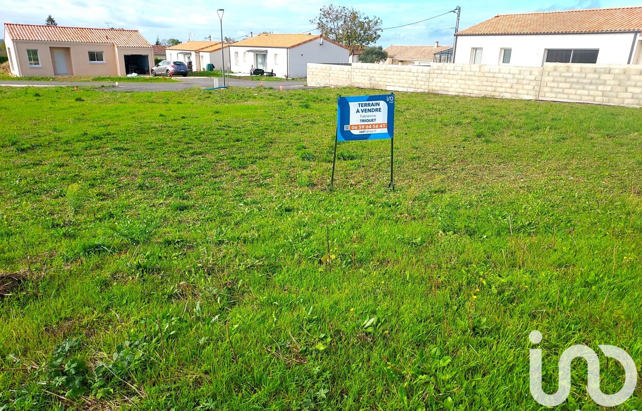 terrain  pièces 542 m2 à vendre à Ruelle-sur-Touvre (16600)