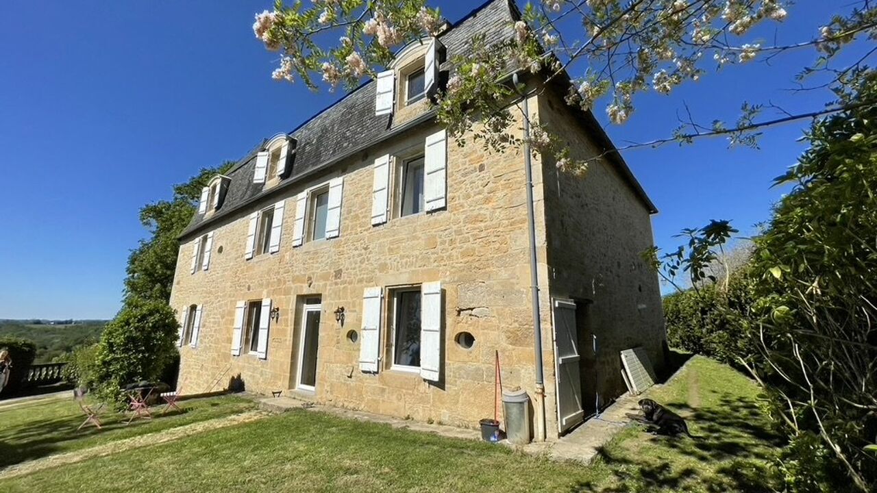 maison 8 pièces 289 m2 à vendre à Coubjours (24390)