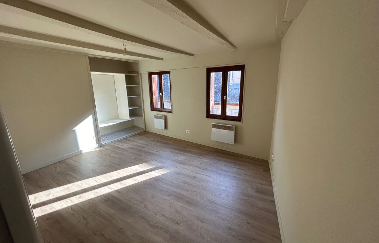 appartement 1 pièces 26 m2 à louer à Espalion (12500)