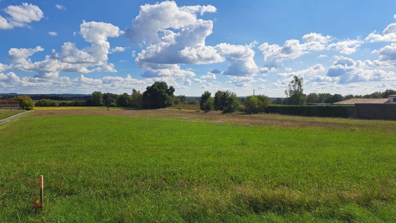 terrain  pièces 700 m2 à vendre à Lamothe-Capdeville (82130)