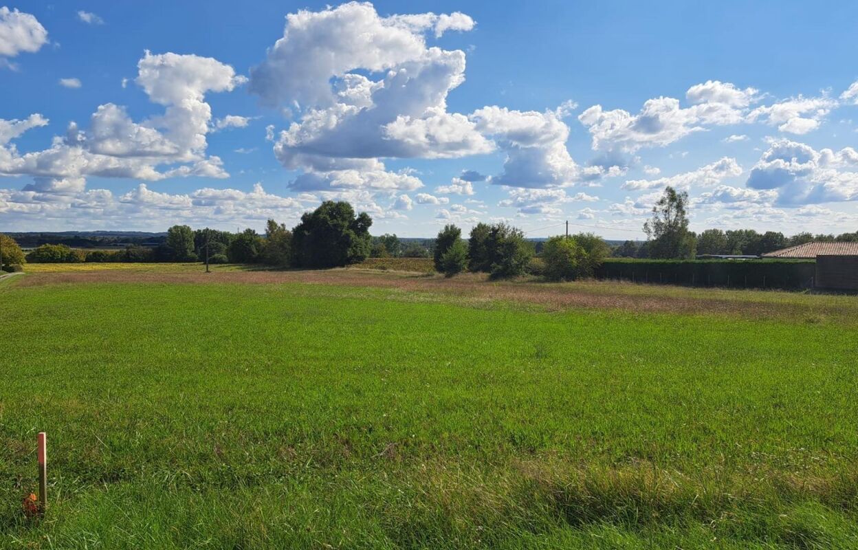 terrain  pièces 700 m2 à vendre à Lamothe-Capdeville (82130)