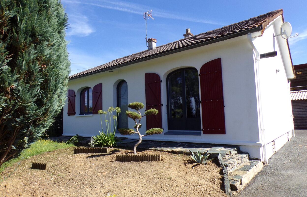 maison 3 pièces 70 m2 à vendre à Mervent (85200)