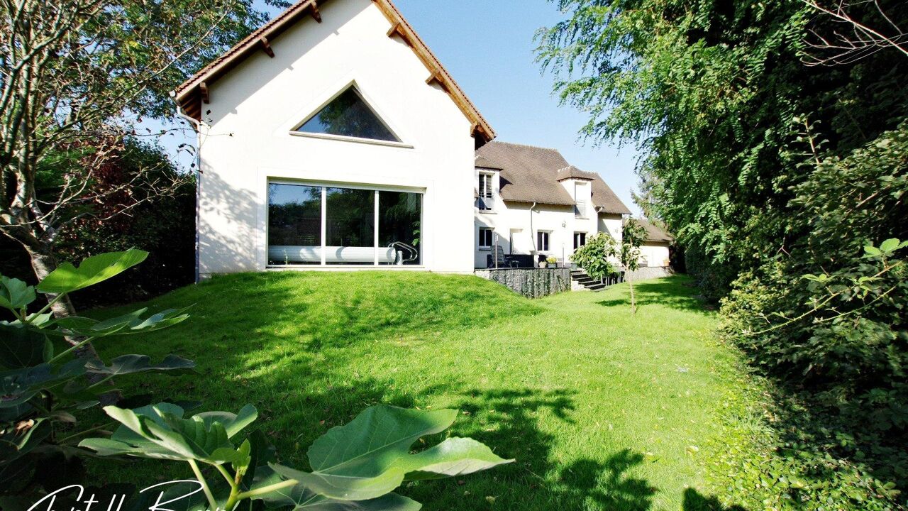 maison 9 pièces 311 m2 à vendre à Villecresnes (94440)