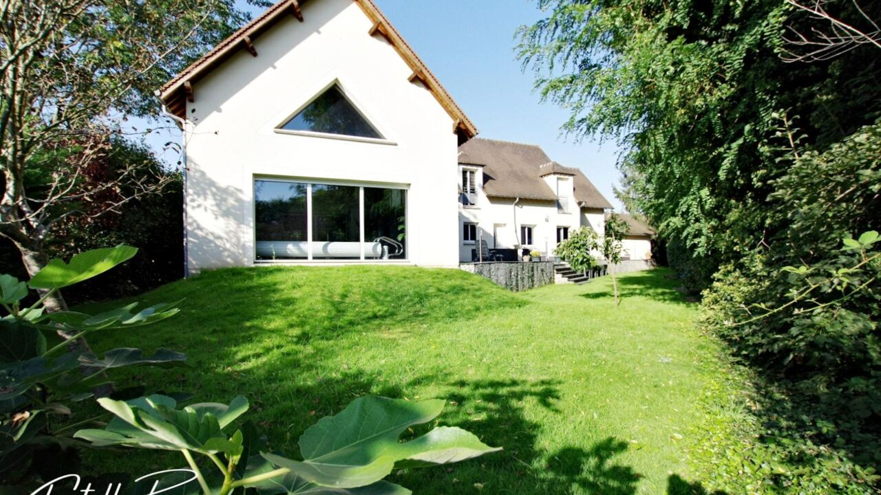 maison 9 pièces 311 m2 à vendre à Villecresnes (94440)