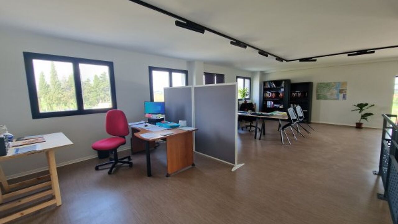 bureau  pièces 160 m2 à louer à Perpignan (66000)