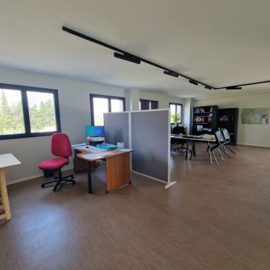 Bureau 160 m²