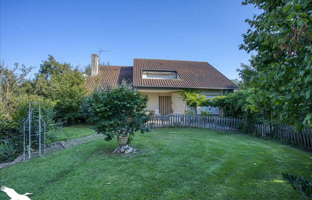 maison 6 pièces 210 m2 à vendre à Gramat (46500)