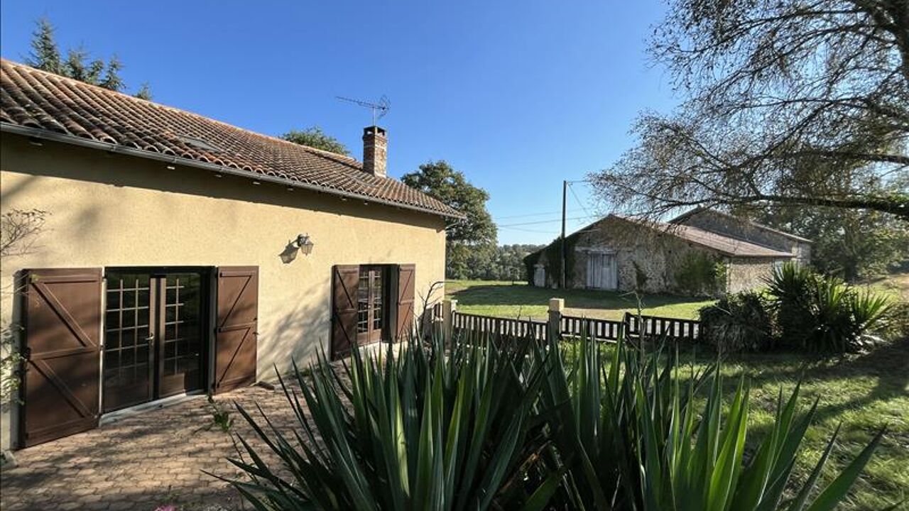 maison 6 pièces 180 m2 à vendre à Confolens (16500)