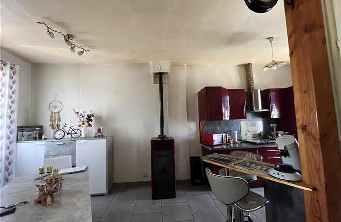 Maison en pierre de 3 pièces principales — photo 4