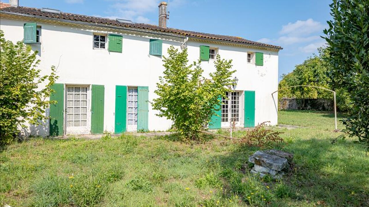 maison 6 pièces 329 m2 à vendre à Matha (17160)