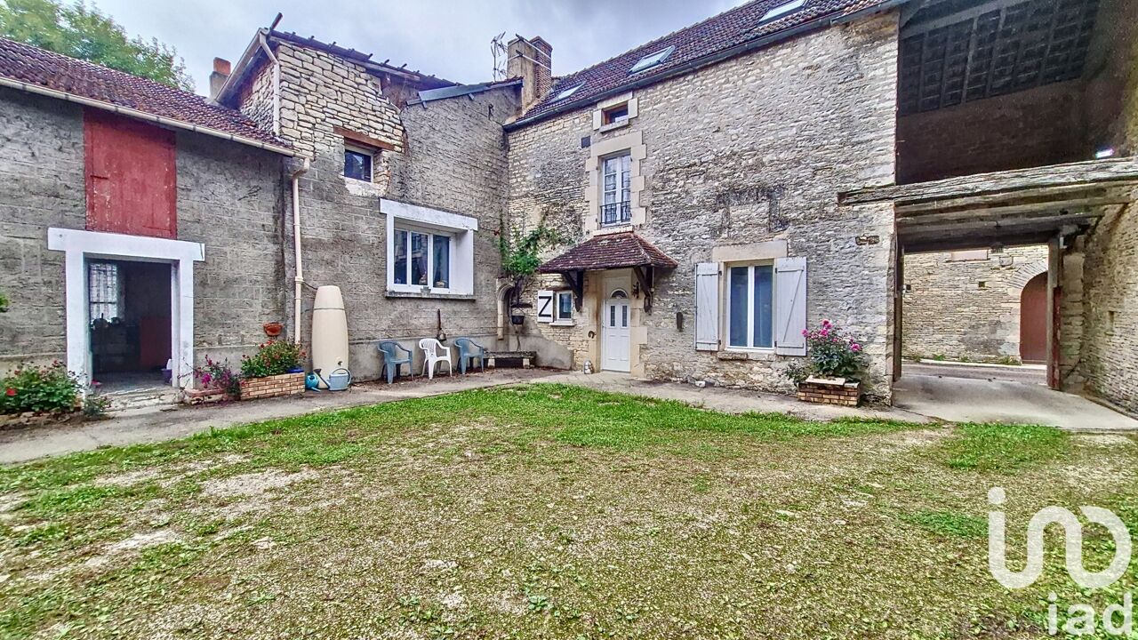 maison 10 pièces 225 m2 à vendre à Vireaux (89160)