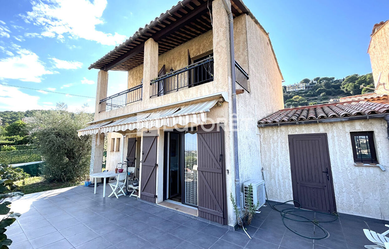 maison 4 pièces 92 m2 à vendre à Saint-Laurent-du-Var (06700)