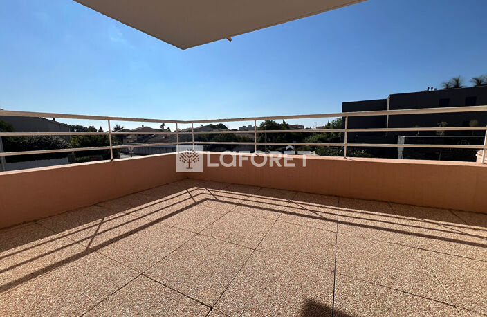 Lattes Port ARIANE F3 avec Terrasse,  Parking Cave — photo 3