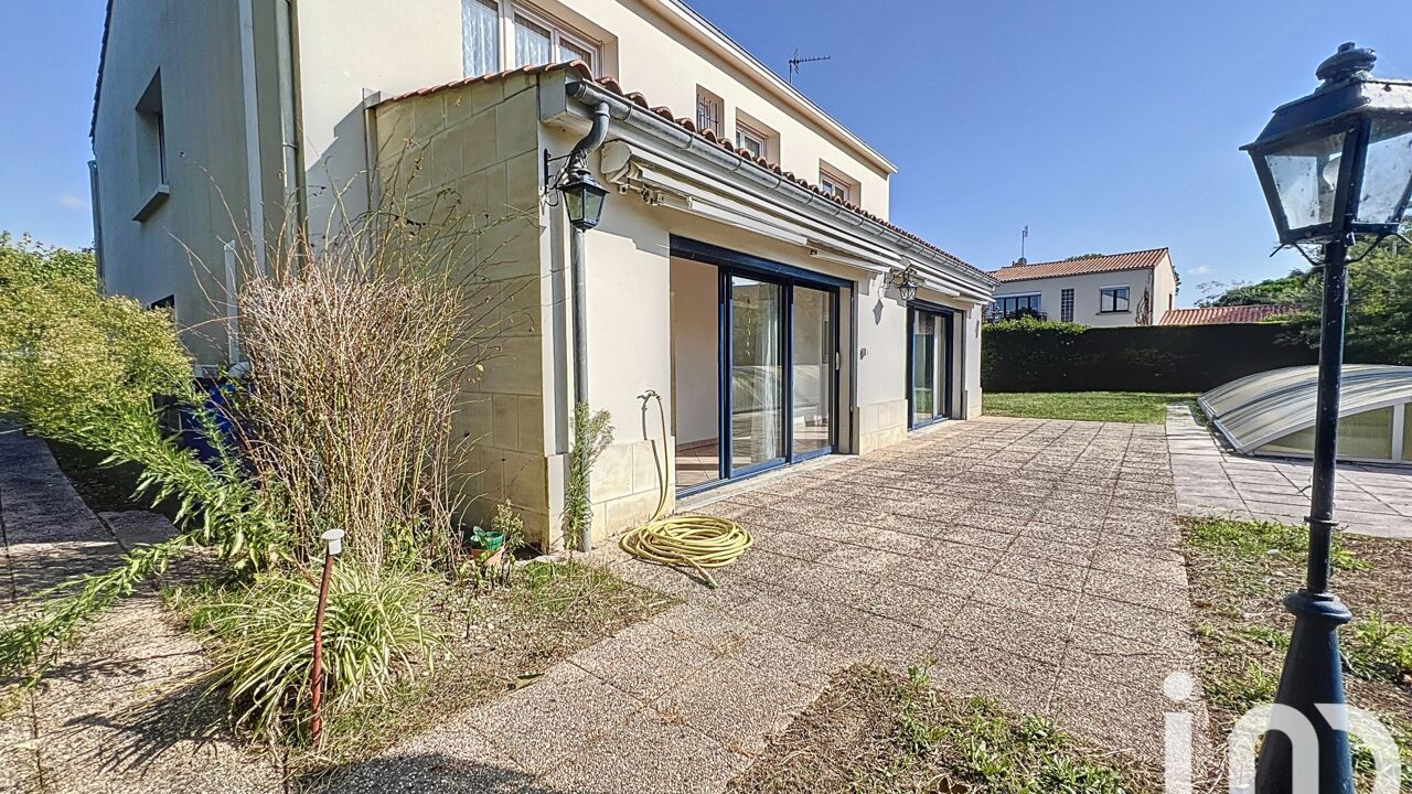 maison 6 pièces 173 m2 à vendre à La Rochelle (17000)