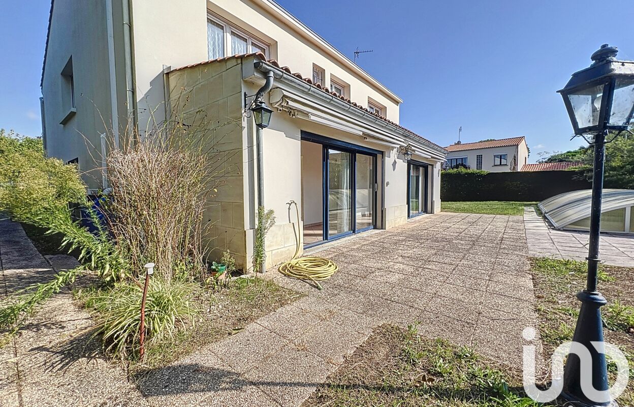 maison 6 pièces 173 m2 à vendre à La Rochelle (17000)