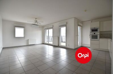 location appartement 1 300 € CC /mois à proximité de Chassieu (69680)