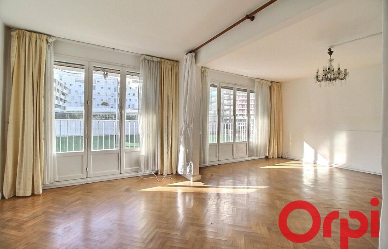 appartement 4 pièces 81 m2 à vendre à Marseille 7 (13007)