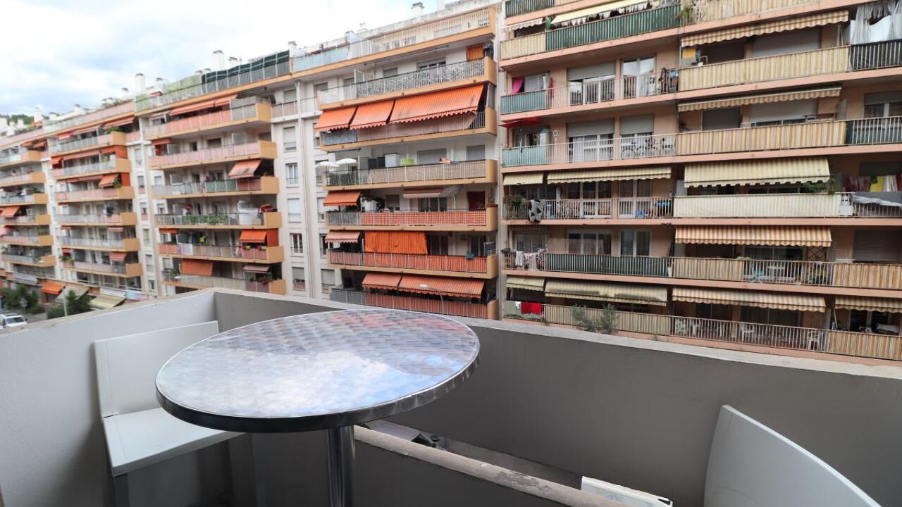 appartement 2 pièces 50 m2 à vendre à Nice (06300)