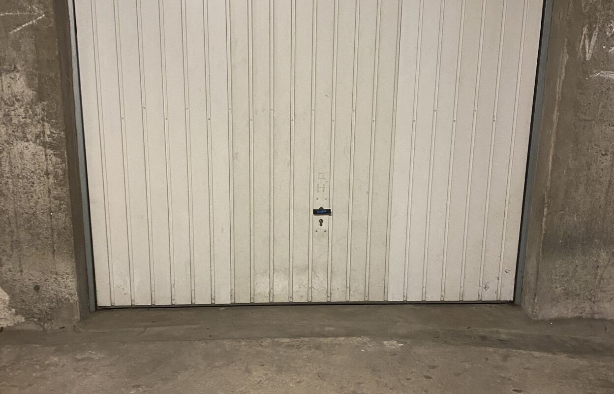 garage  pièces 15 m2 à vendre à Nantes (44300)