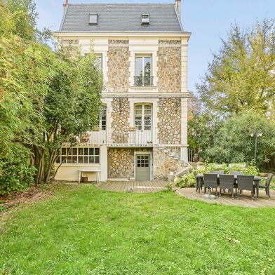 Maison 6 pièces 178 m²