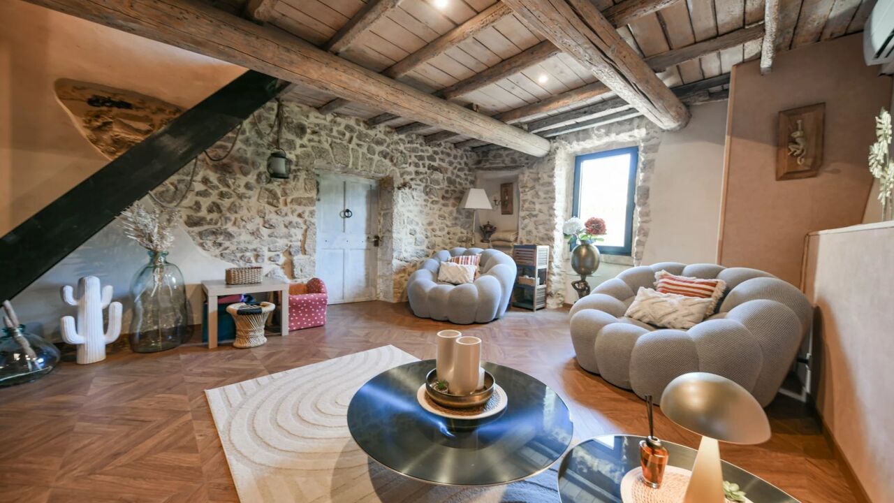 maison 4 pièces 86 m2 à vendre à Uzès (30700)