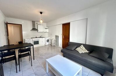 location appartement 646 € CC /mois à proximité de Bezannes (51430)