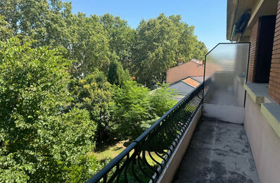 location appartement 1 140 € CC /mois à proximité de Peyrolles-en-Provence (13860)