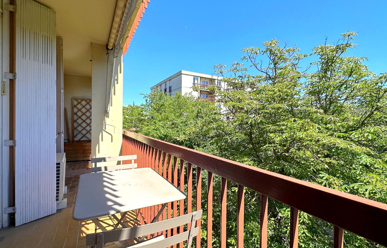 appartement 2 pièces 49 m2 à vendre à Aix-en-Provence (13090)