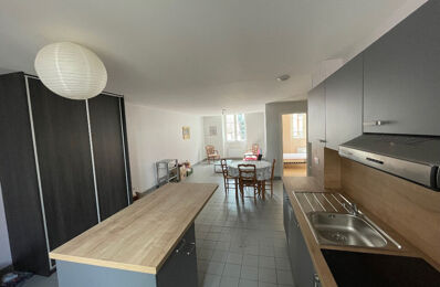 location appartement 699 € CC /mois à proximité de Lindry (89240)