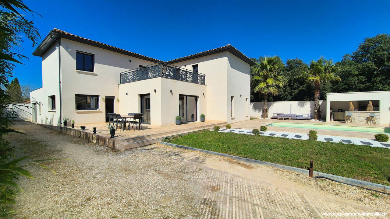 maison 9 pièces 284 m2 à vendre à Carpentras (84200)