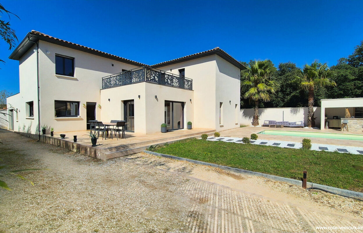 maison 9 pièces 284 m2 à vendre à Carpentras (84200)