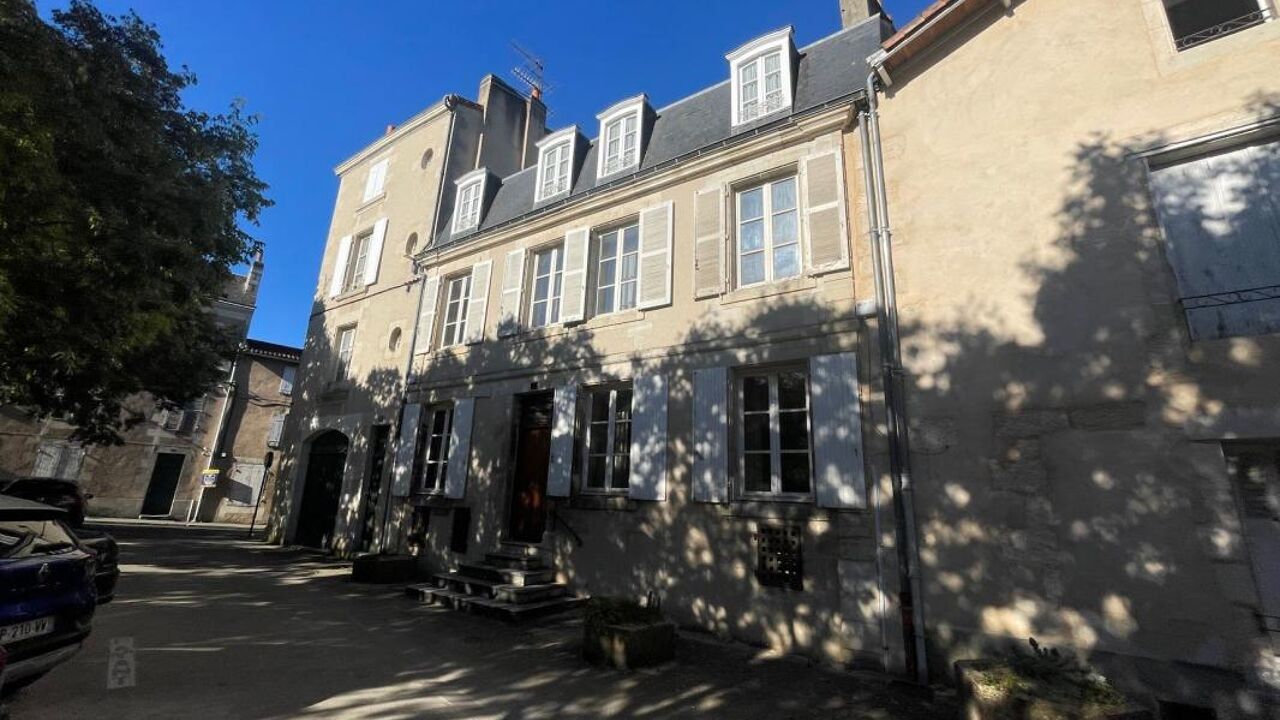 maison 5 pièces 177 m2 à vendre à Poitiers (86000)