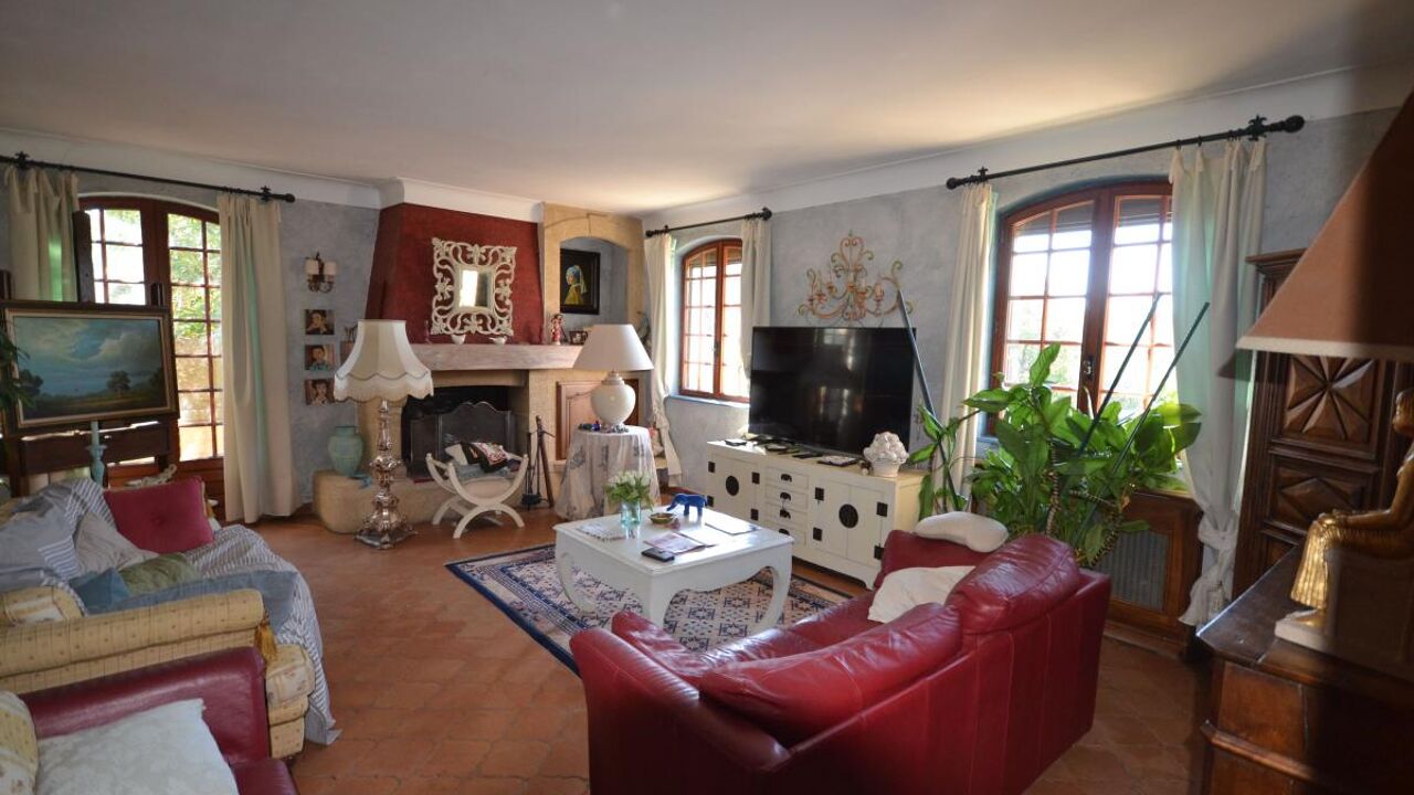 maison 6 pièces 250 m2 à vendre à Vers-Pont-du-Gard (30210)