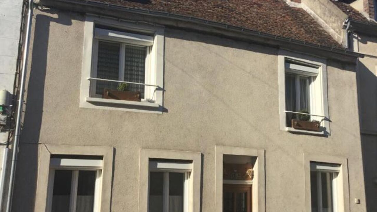 maison 7 pièces 140 m2 à vendre à Nangis (77370)