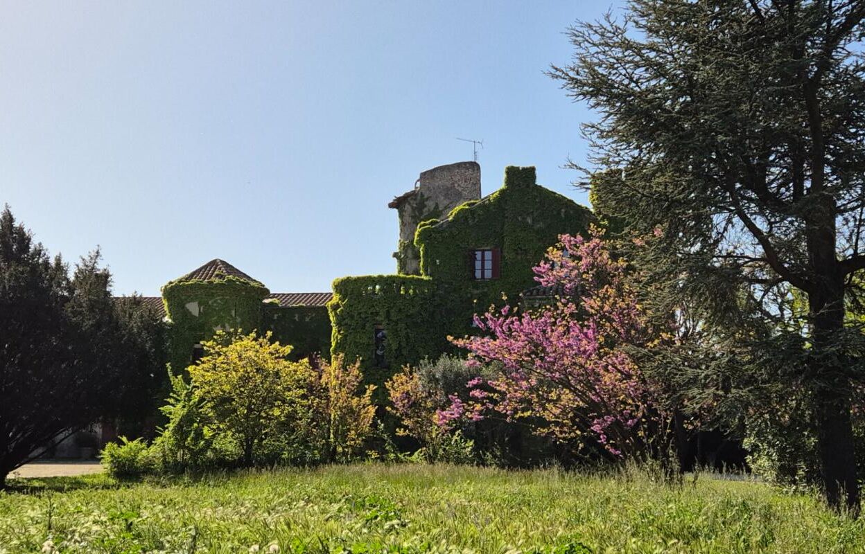 maison 14 pièces 580 m2 à vendre à Le Pontet (84130)