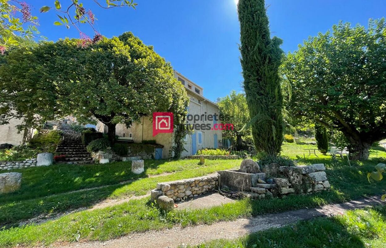 maison 11 pièces 268 m2 à vendre à Allemagne-en-Provence (04500)