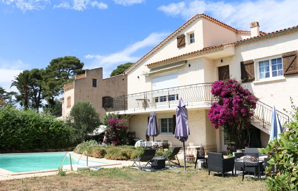 maison 7 pièces 151 m2 à vendre à Six-Fours-les-Plages (83140)