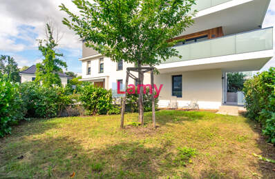 Parking + Appartement — photo du bien
