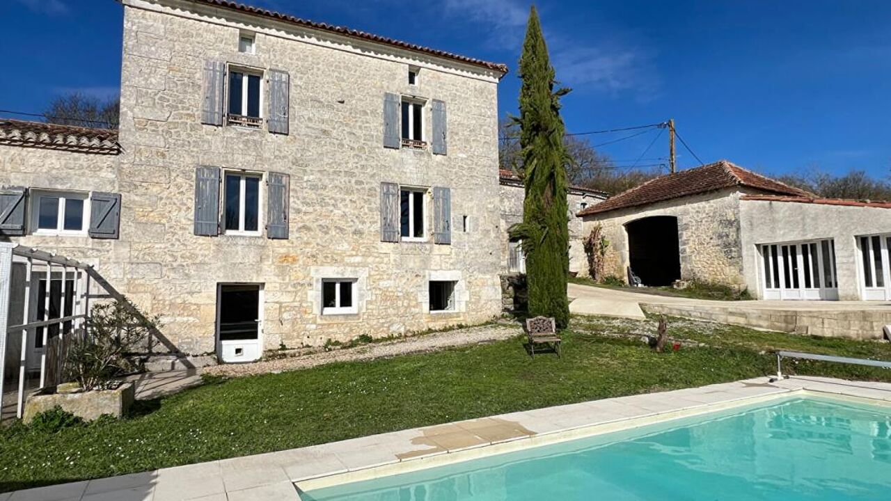 maison 5 pièces 185 m2 à vendre à Mouthiers-sur-Boëme (16440)