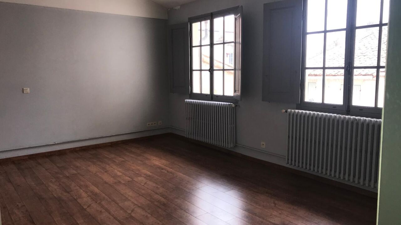 appartement 2 pièces 37 m2 à louer à Arles (13200)