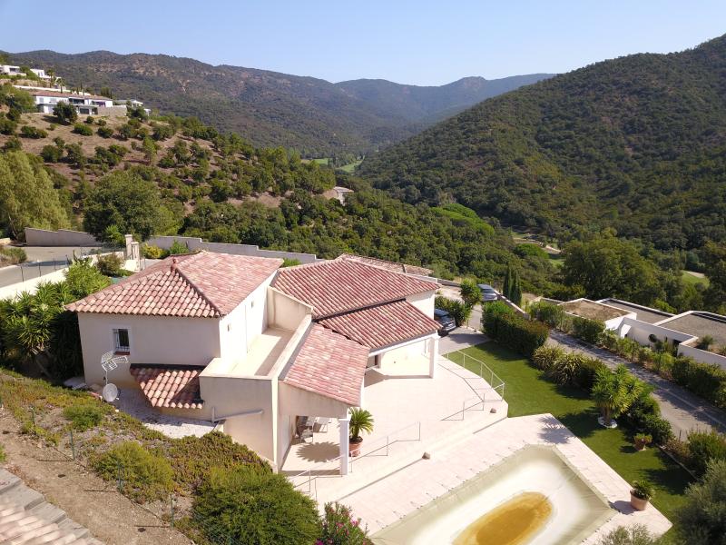 Villa / Maison 5 pièces  à vendre Londe-les-Maures (La) 83250